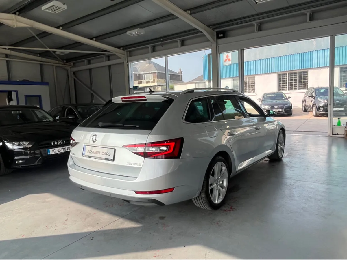 Skoda Superb SE L EXECUTIVE 2.0 Tdi 150 bhp - Image 4