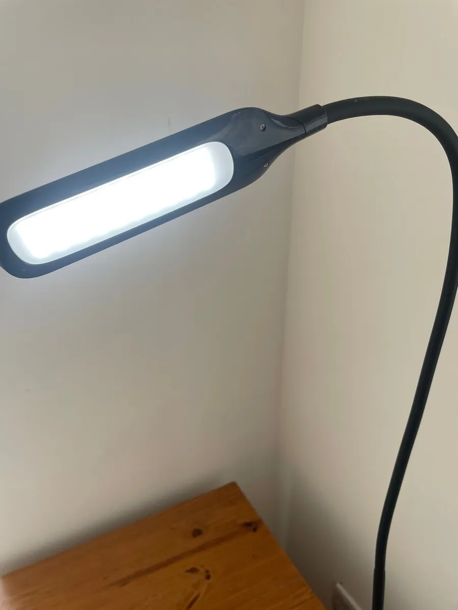 Famirosa reading lamp - Image 4