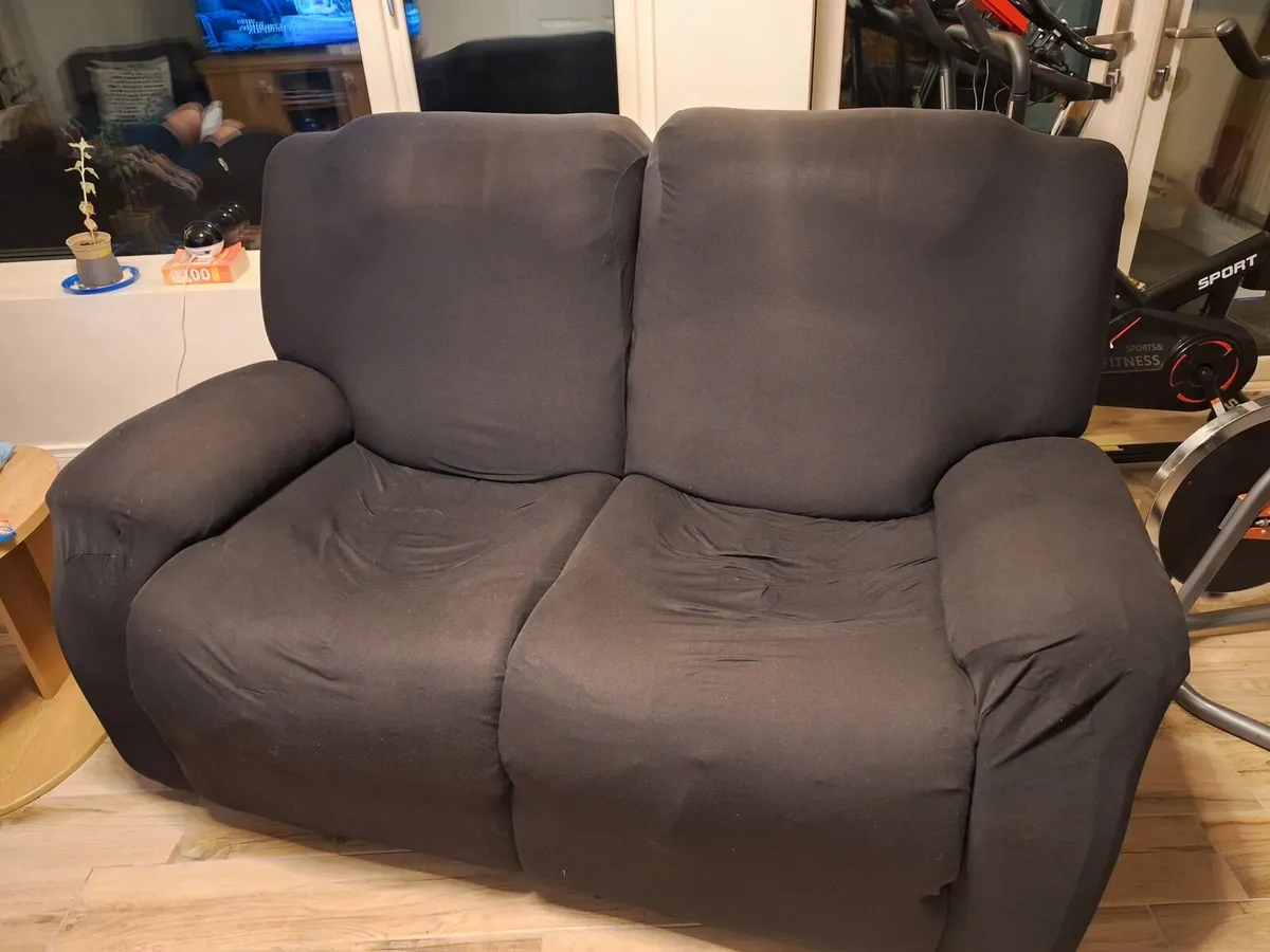 2 Seater faux leather recliner couch - Image 2