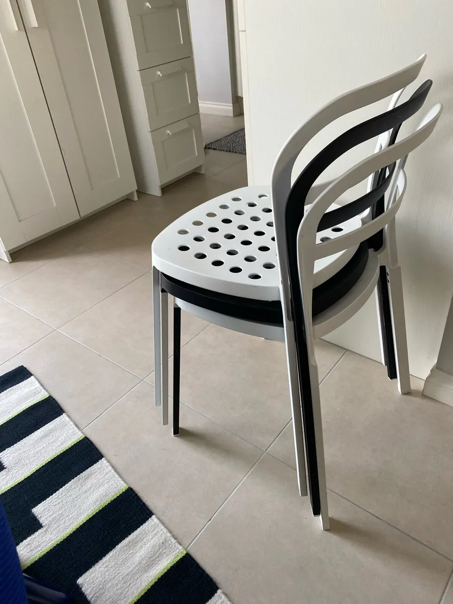 Vintage IKEA ‘Reidar’ stackable dining chairs (3) - Image 2