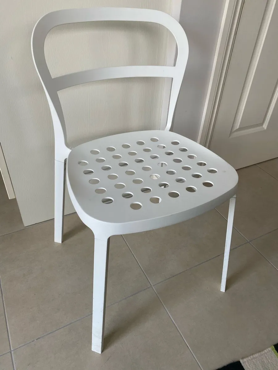 Vintage IKEA ‘Reidar’ stackable dining chairs (3) - Image 4