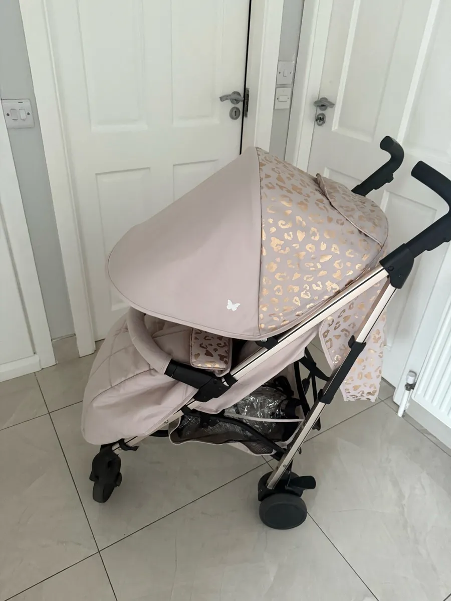 Stroller - Image 2