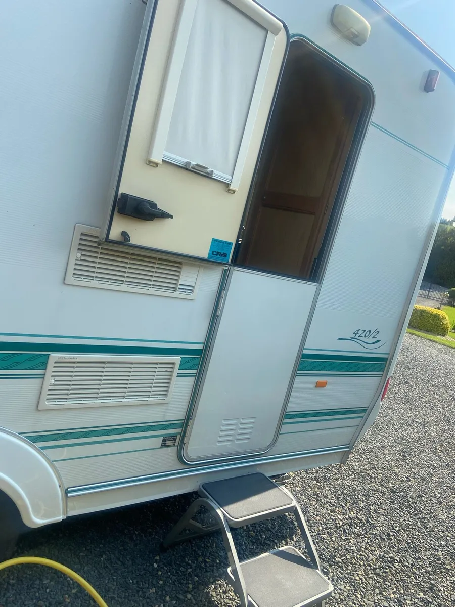 Caravan - Image 3