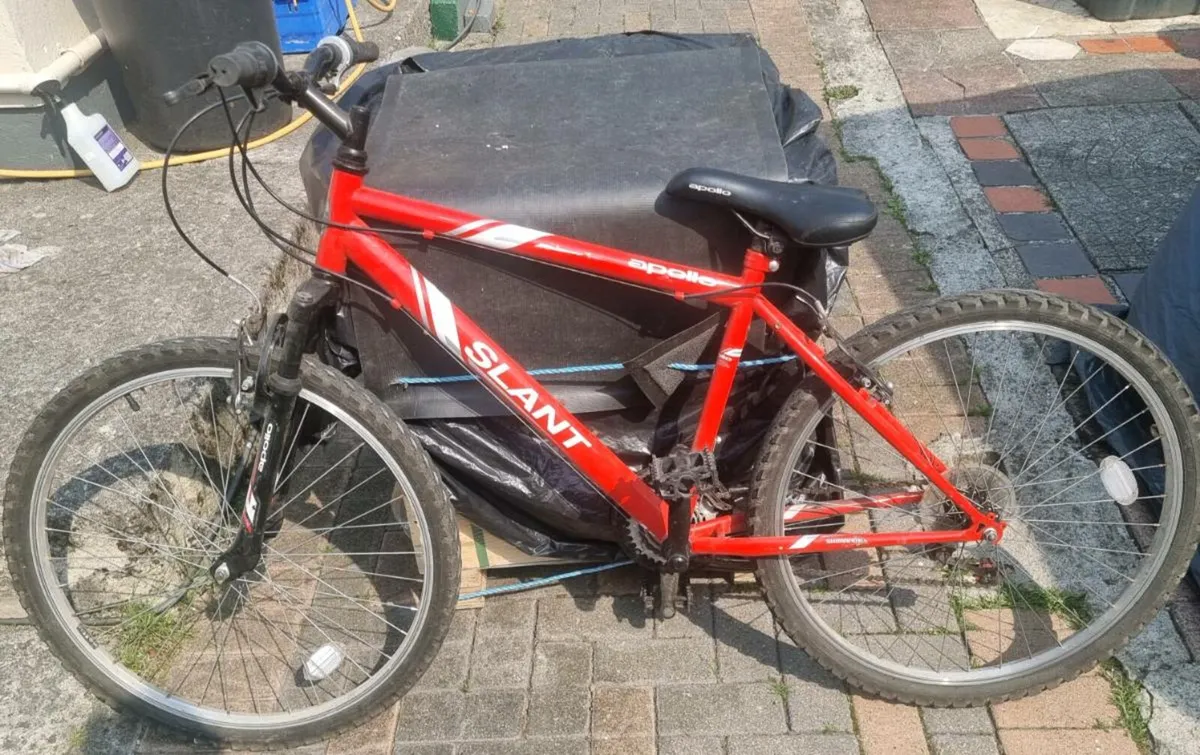 Apollo slant bike