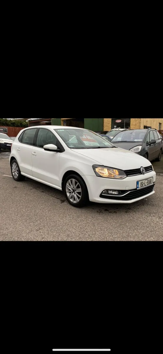 2015Volkswagen Polo - Image 1