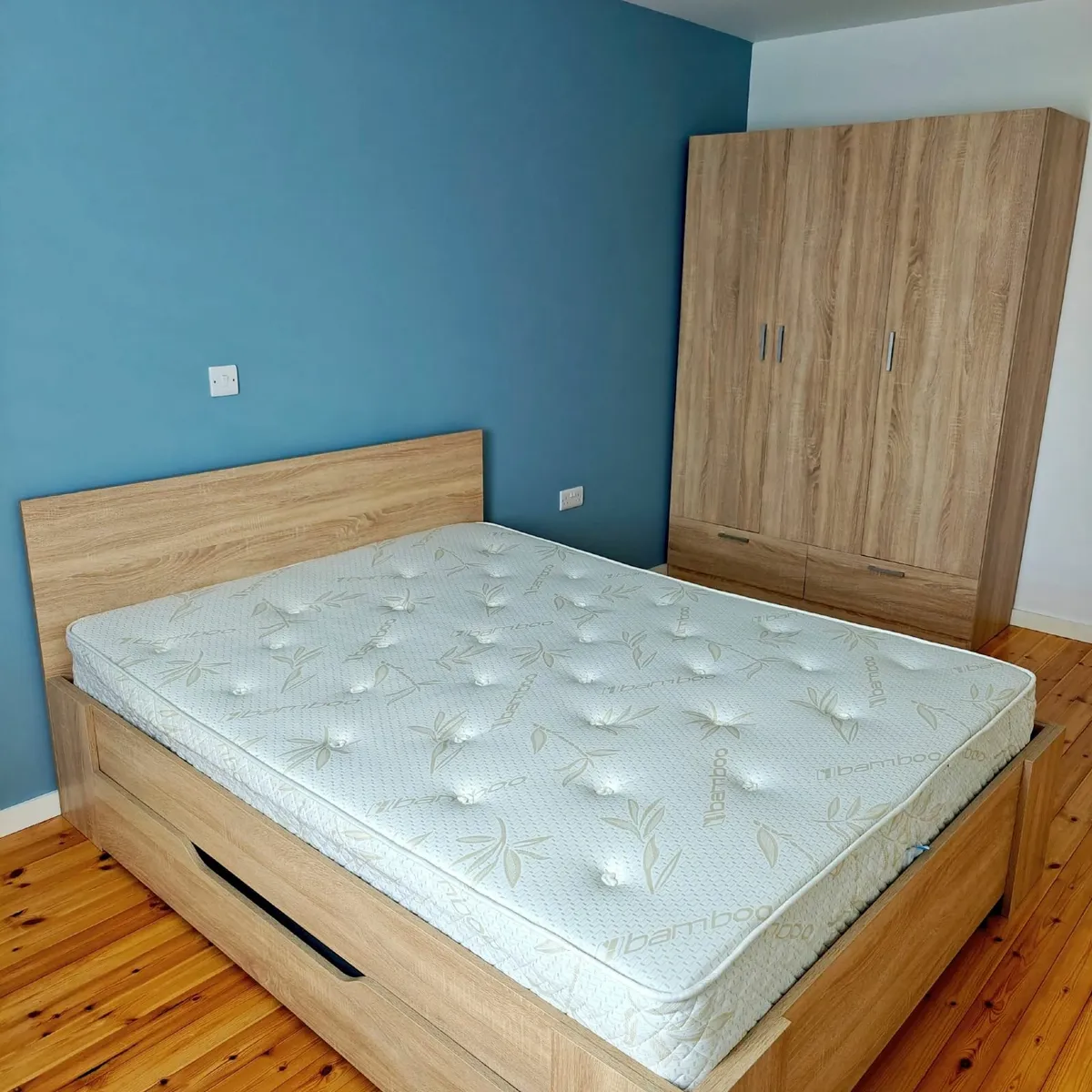 Bed king size - Image 3