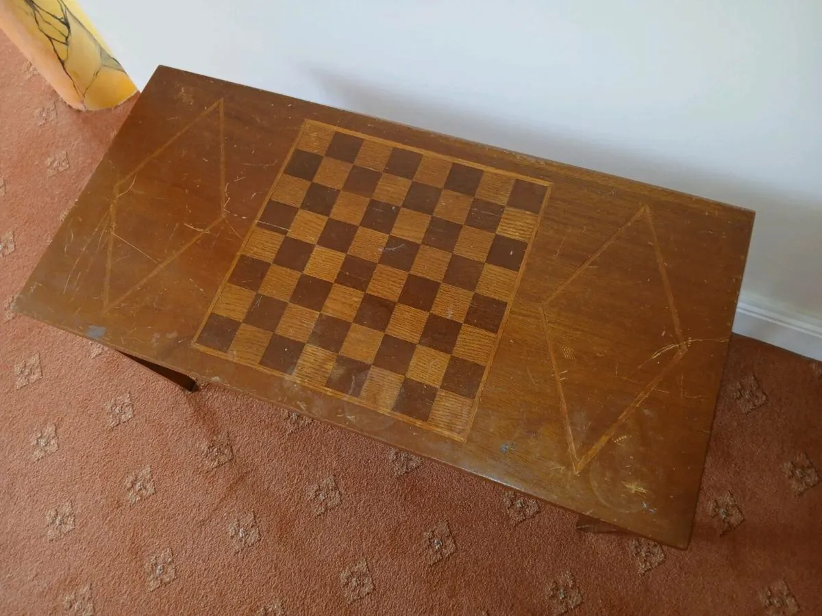 Games / Chess / Draughts Coffee table - Image 2
