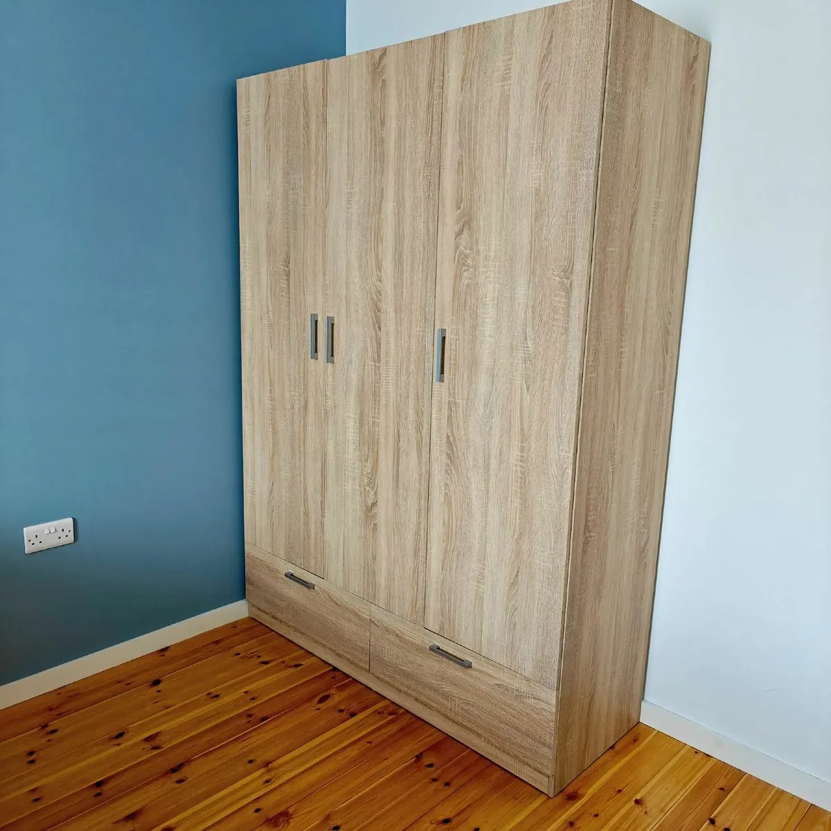 Wardrobe - Image 2