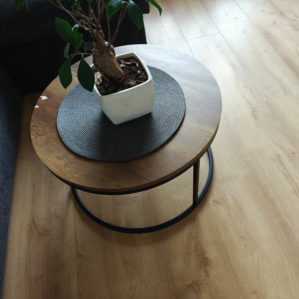 Coffee table - Image 1