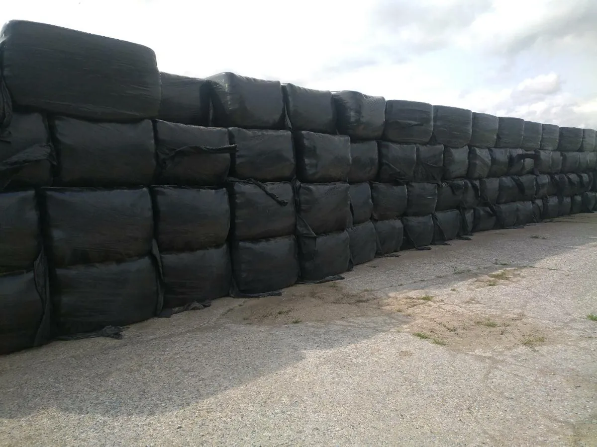 Haylage 6x4x3 - Image 1