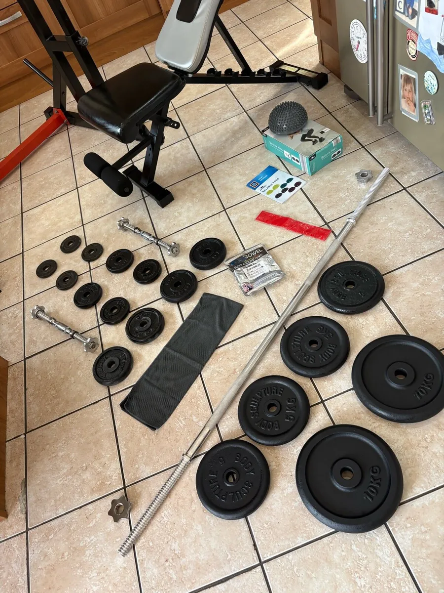GREAT GYM WEIGHTLIFTING SET, BENCH, SQUAT, WEIGHTS - Image 2