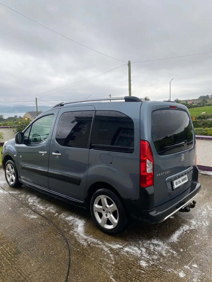 Peugeot partner tepee low miles - Image 3