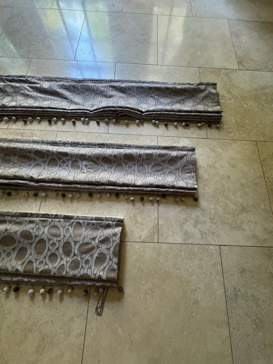Bespoke Roman Blinds - Image 1