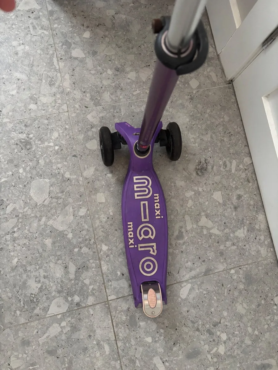 Micro Scooter - Image 3