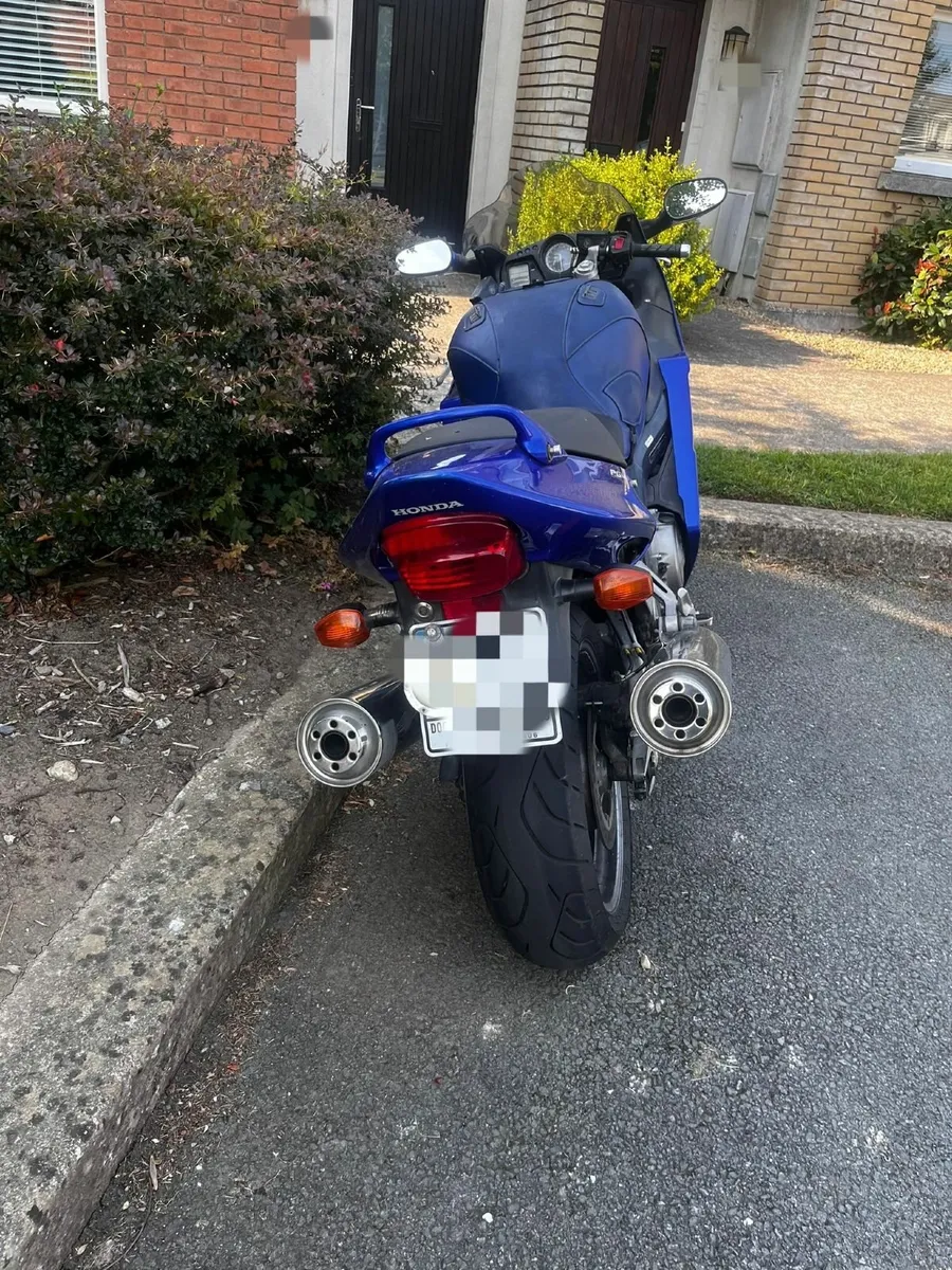2004 Honda Blackbird - Read Description - Image 3