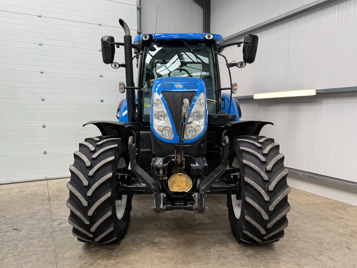 NewHolland T7.185 AutoCommand ***Big Spec!*** - Image 2