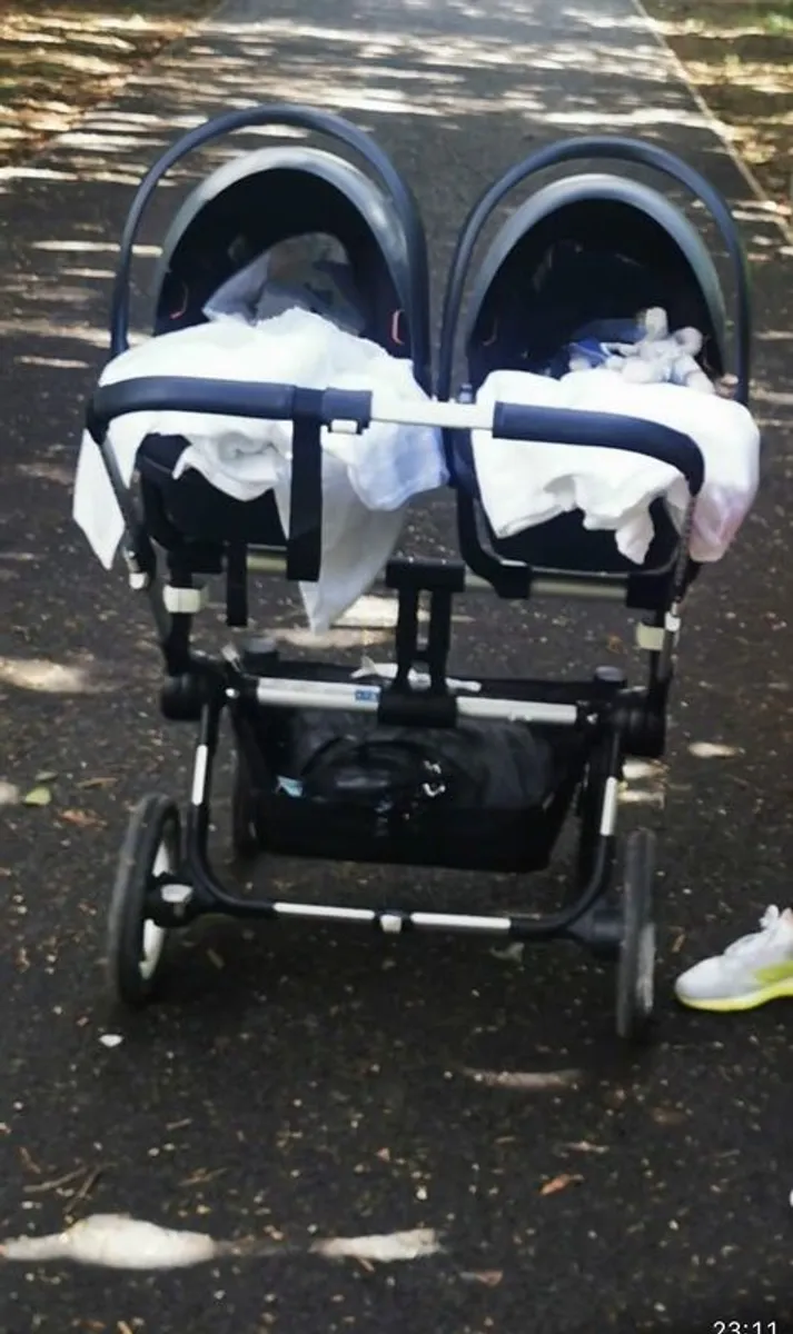 twin - Image 1