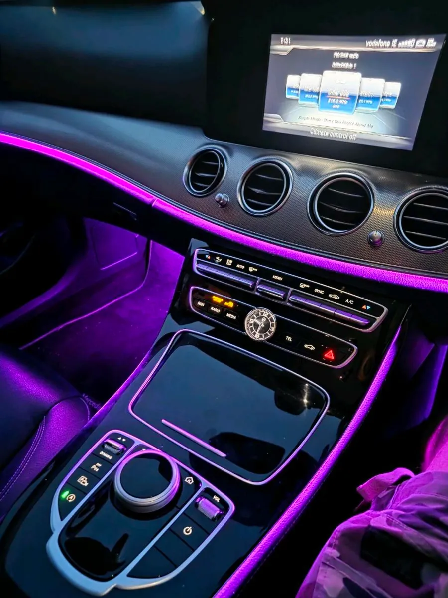 Mercedes E220D Low miles - Image 2