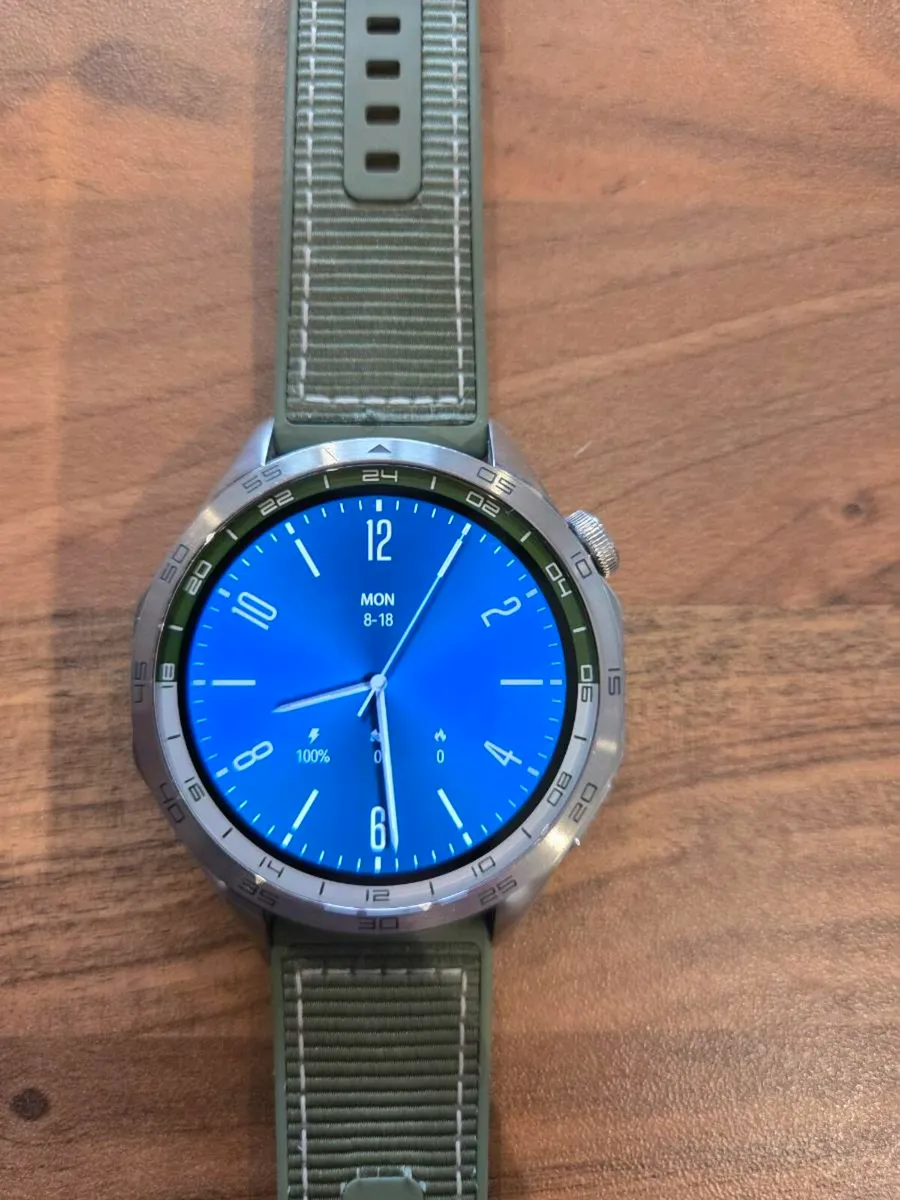 Huawei Watch GT4 - Image 3