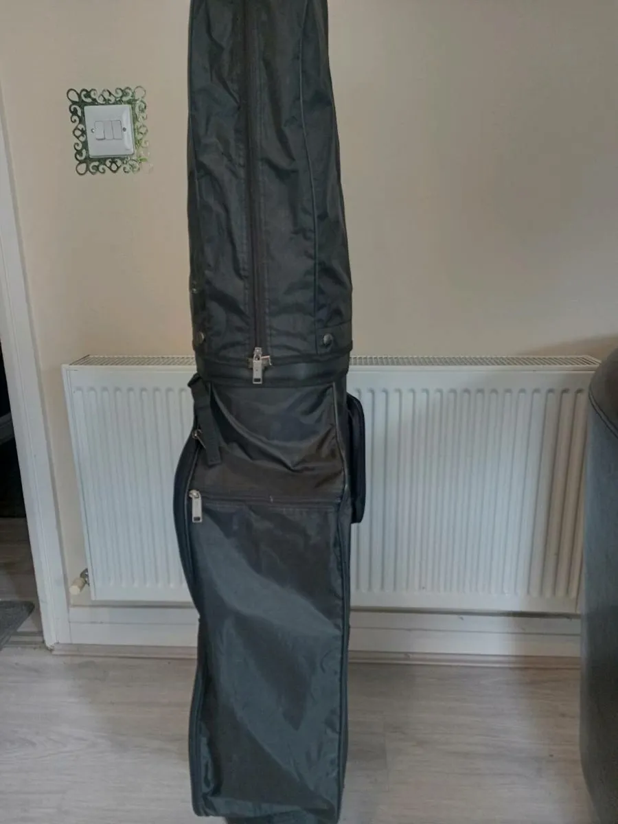 Donnay international waterproof Golf bag. - Image 2