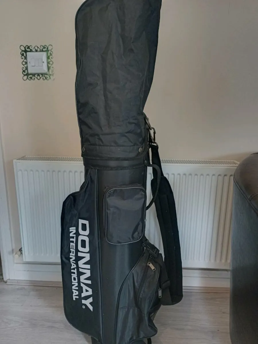Donnay international waterproof Golf bag. - Image 4