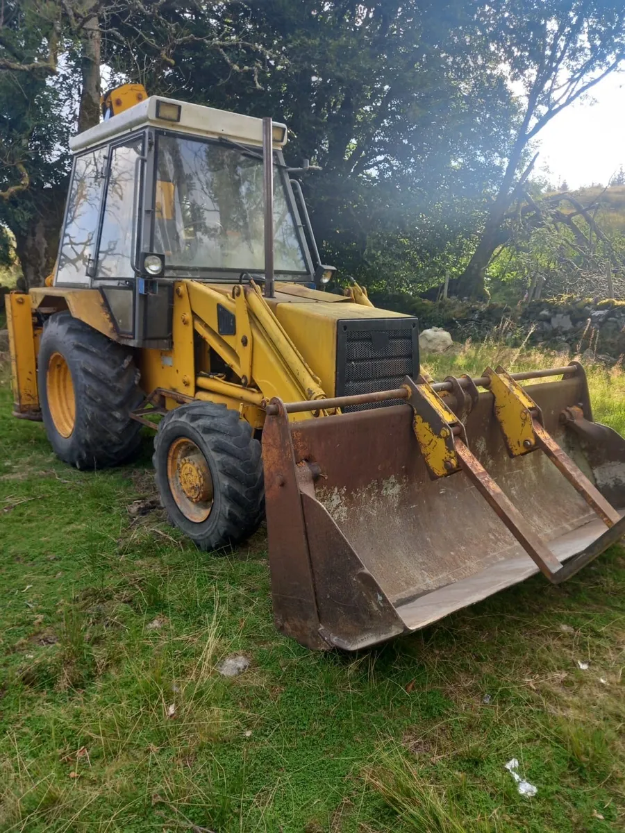 JCB 3CX digger - Image 2