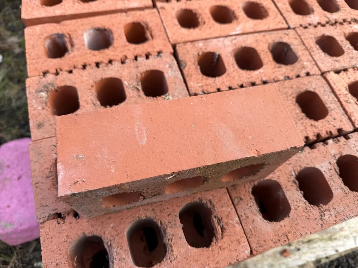 Imperial facing brick. - Image 2