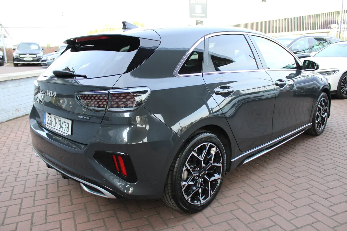 Kia Ceed 2023 - Image 4