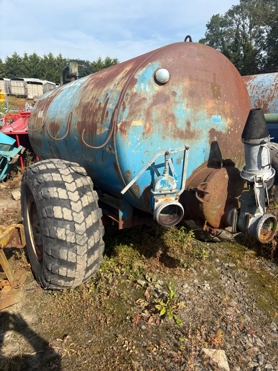 Malgor 1500 slurry tanker - Image 2