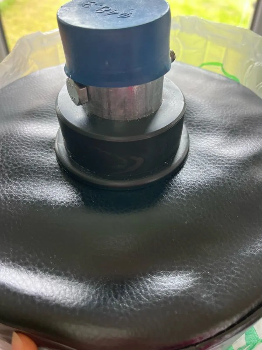 Free Standing Punch Bag - Image 3
