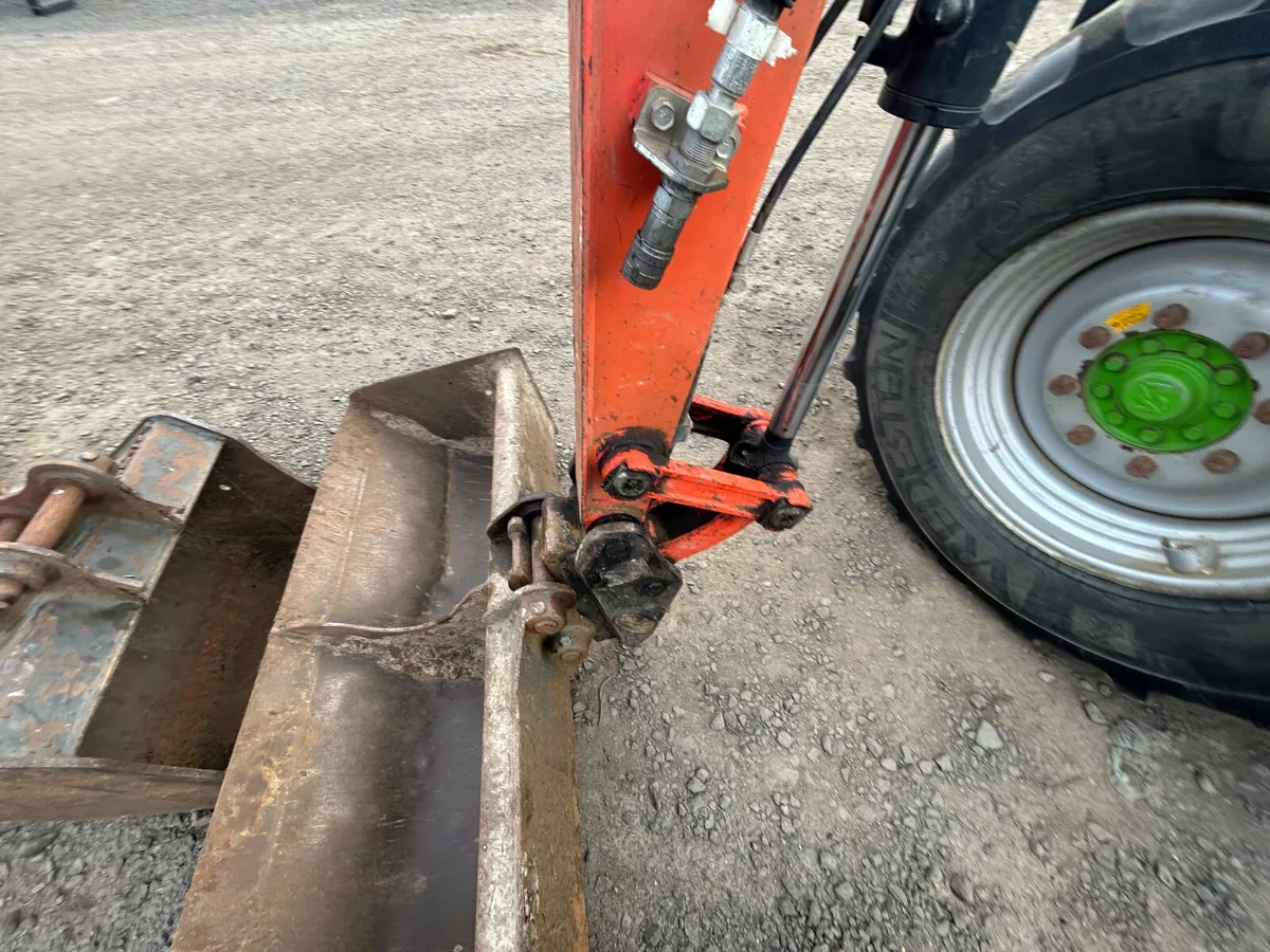 2023 Kubota kx027-4 Digger - Image 2