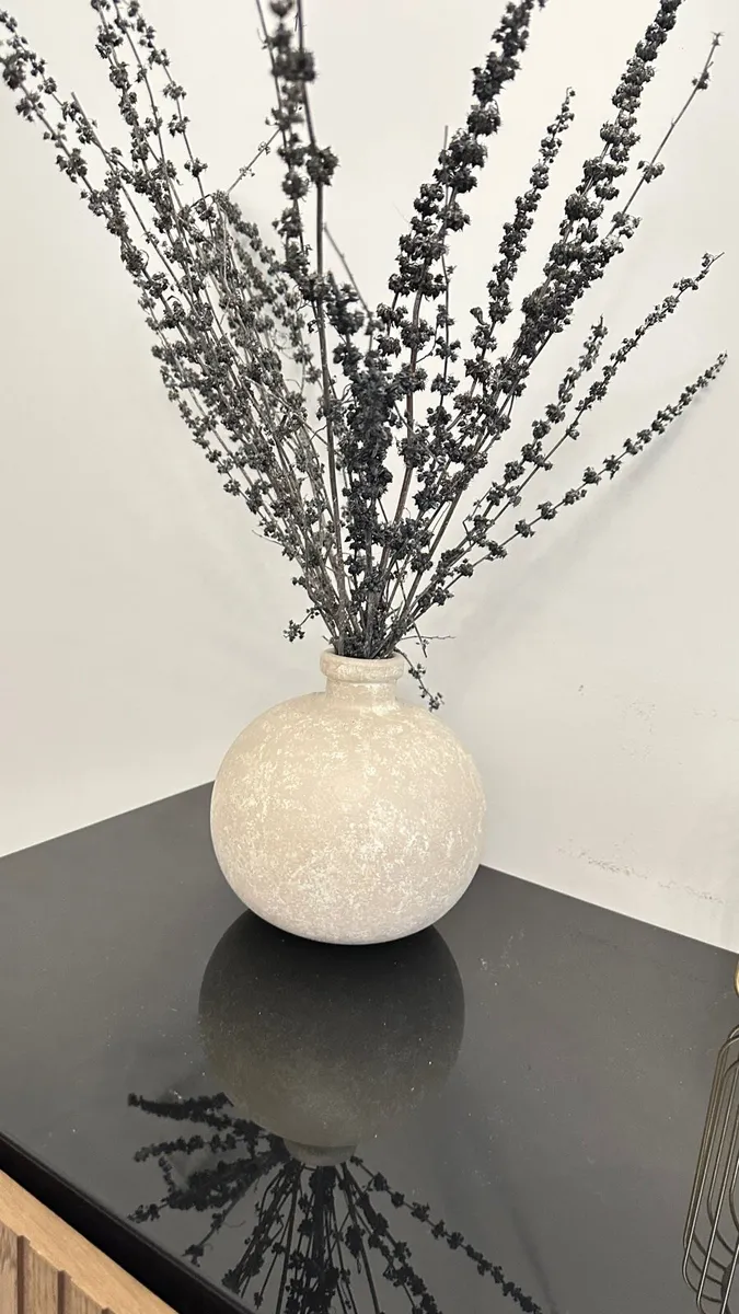Home decor - Image 1