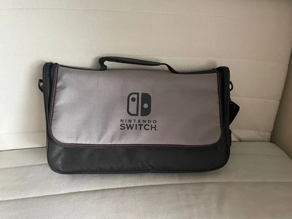 Nintendo Switch Messenger Bag - Image 1
