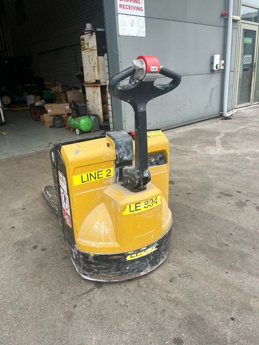 Electric pallet truck - Image 3