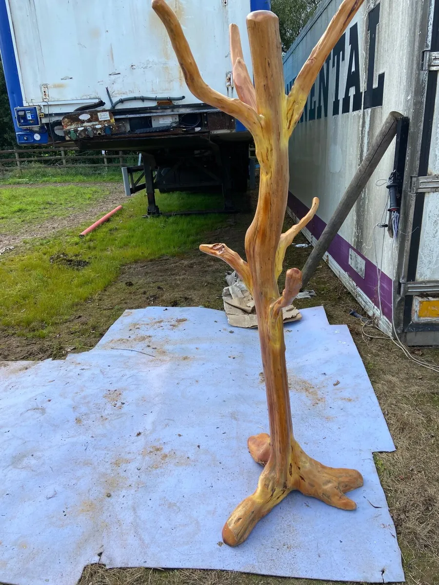 Tree coat hanger - Image 2