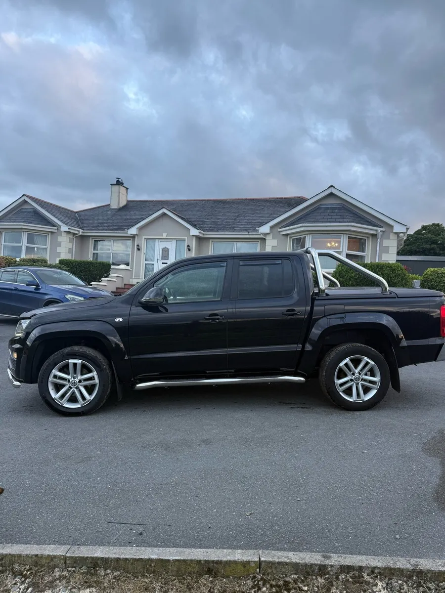 AMAROK OPEN ALL WEEKEND AMAROK - Image 2