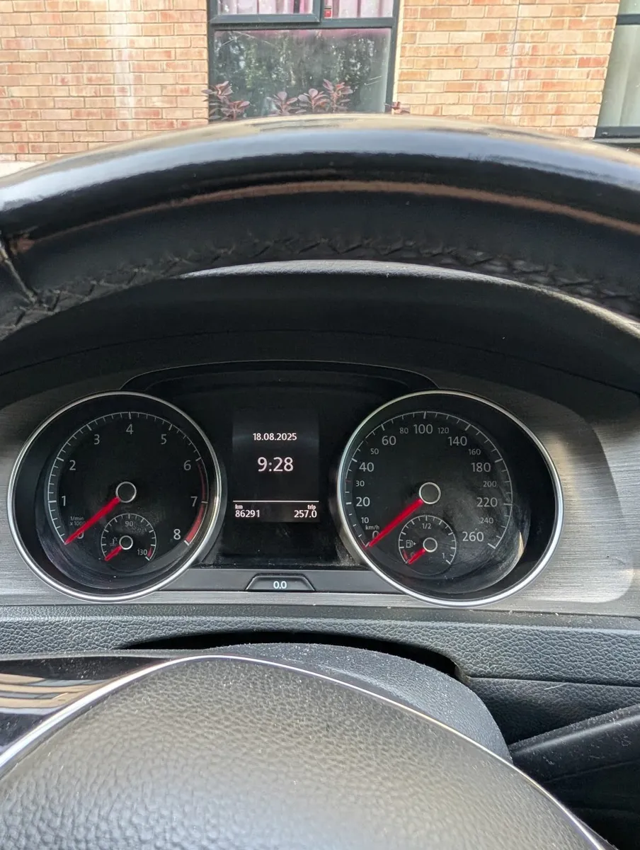 Volkswagen Golf - warranty until 11/26, new clutch - Image 4