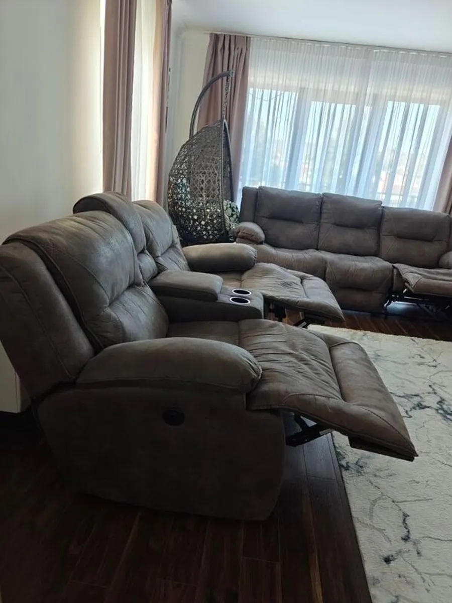 Recliner sofas - Image 2