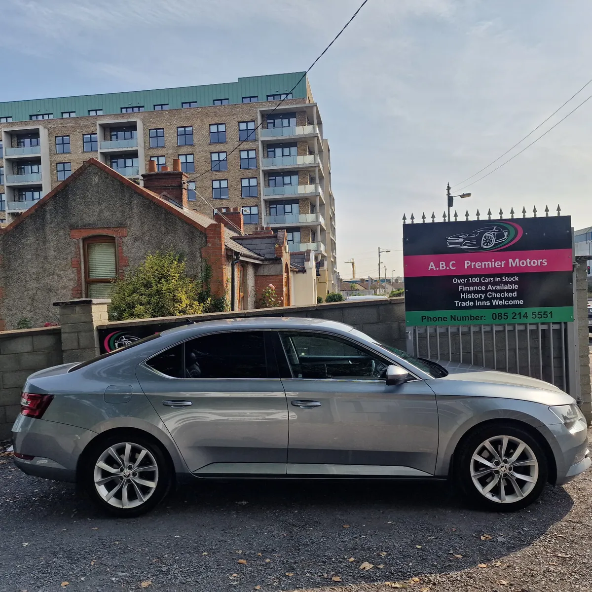 Skoda Superb 2016 Full service history - Image 2