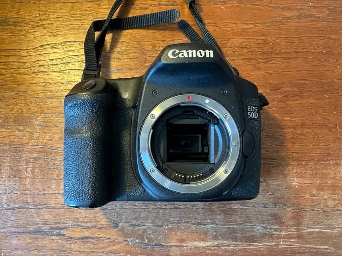 Canon 50D - DSLR Camera - For Sale - Image 3