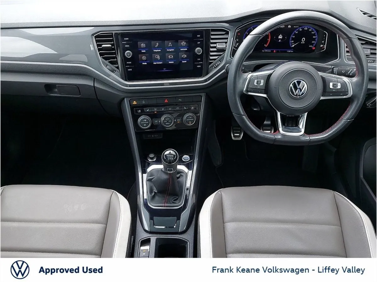 Volkswagen T-Roc Sport 1.5tsi 150BHP  rear View C - Image 2