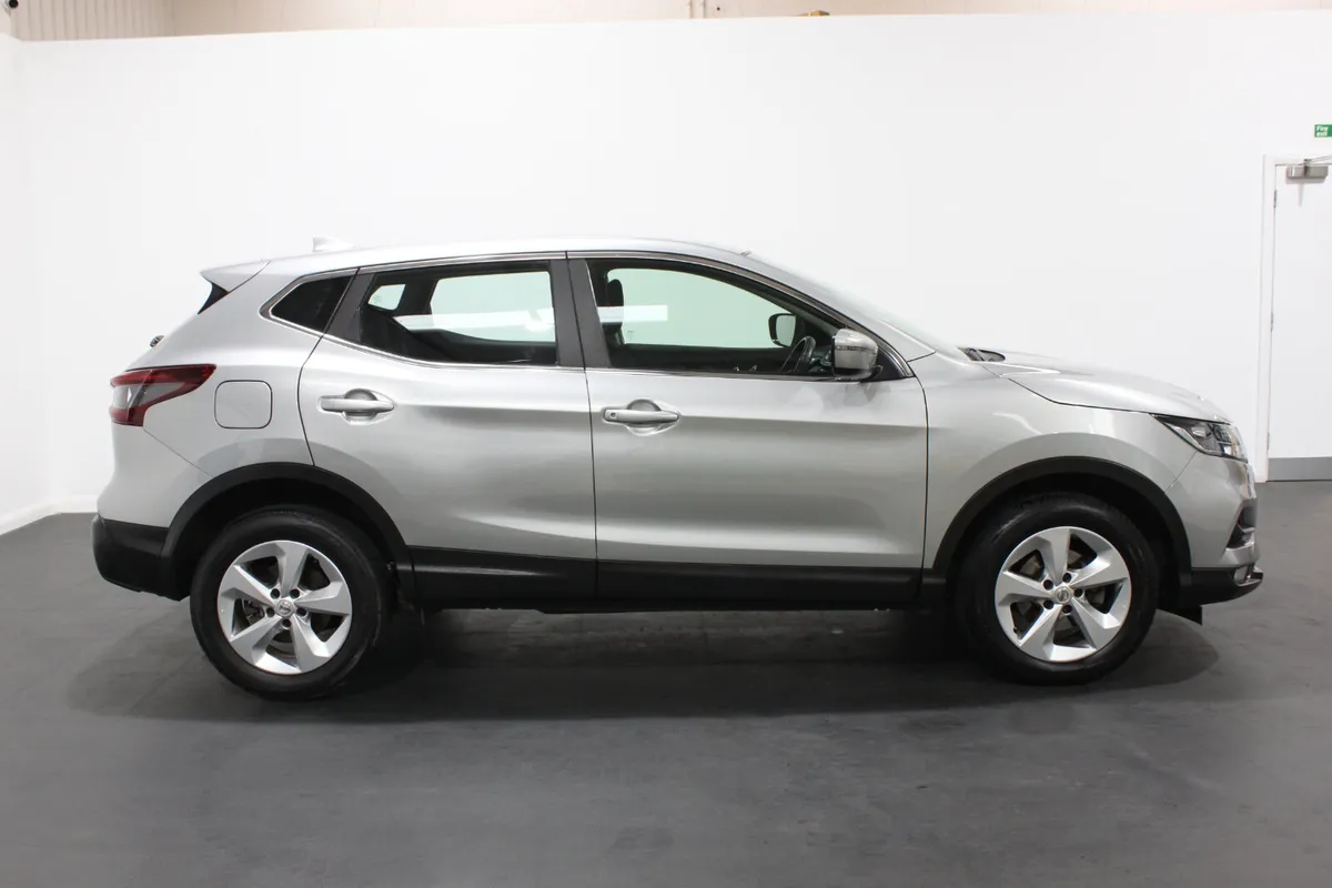 2021 Nissan 1.3 DiG-T Acenta Premium 5dr - Image 4