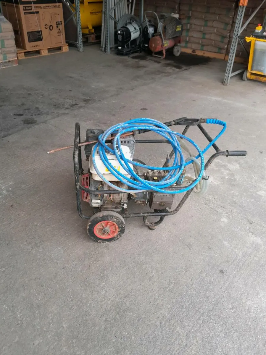 Plant Machinery - Image 1