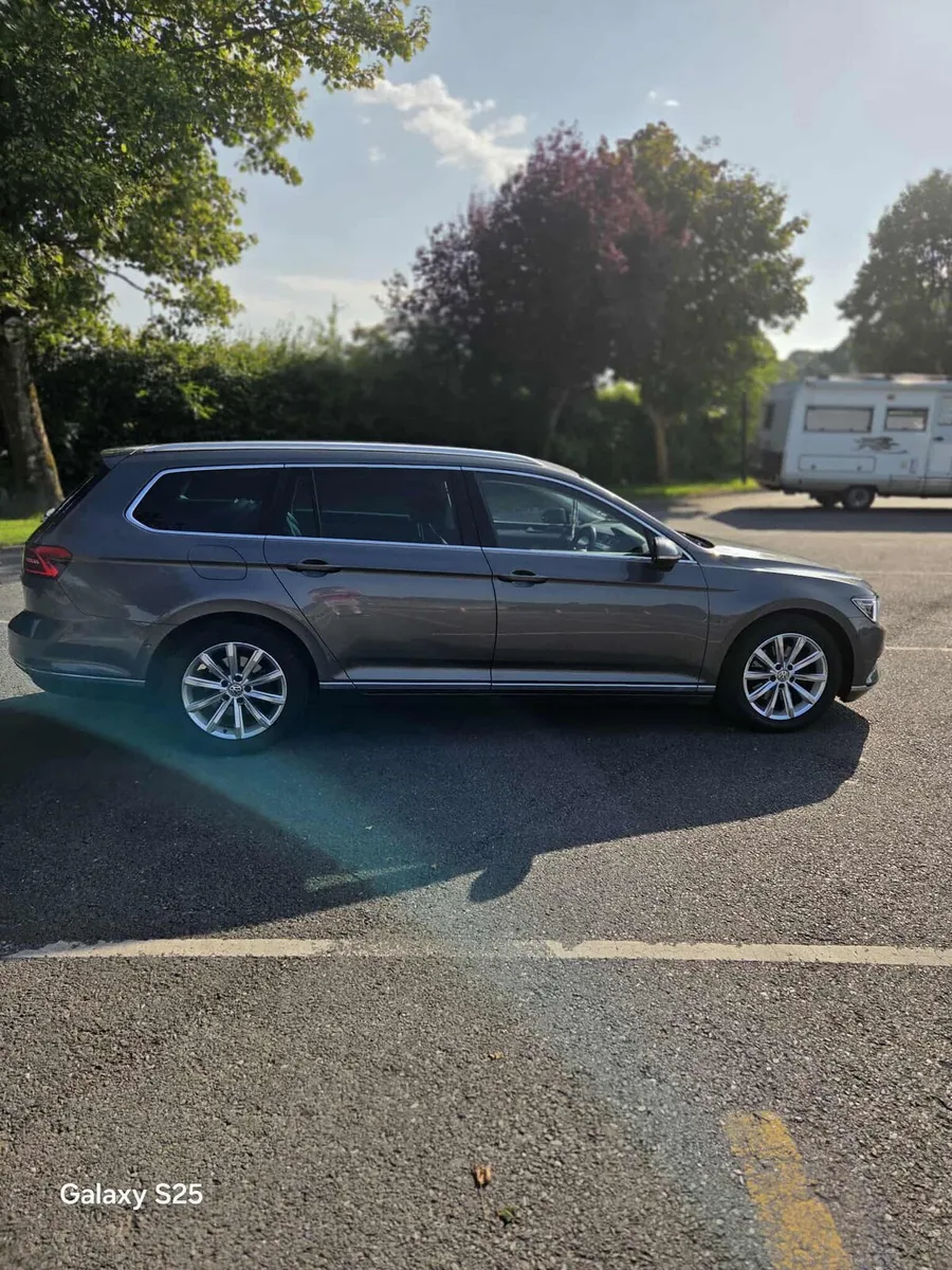 Vw passat estate buisness class - Image 2