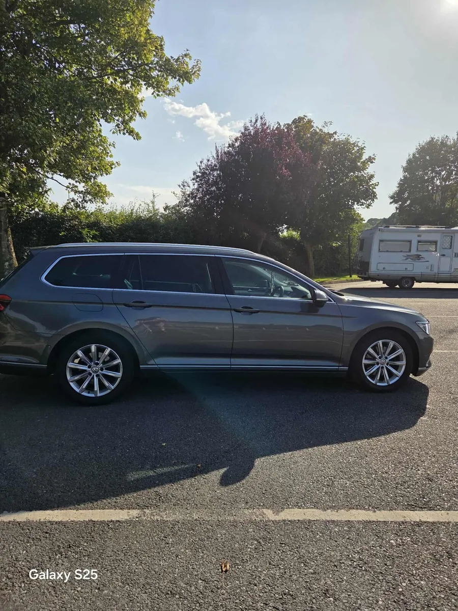 Vw passat estate buisness class - Image 4