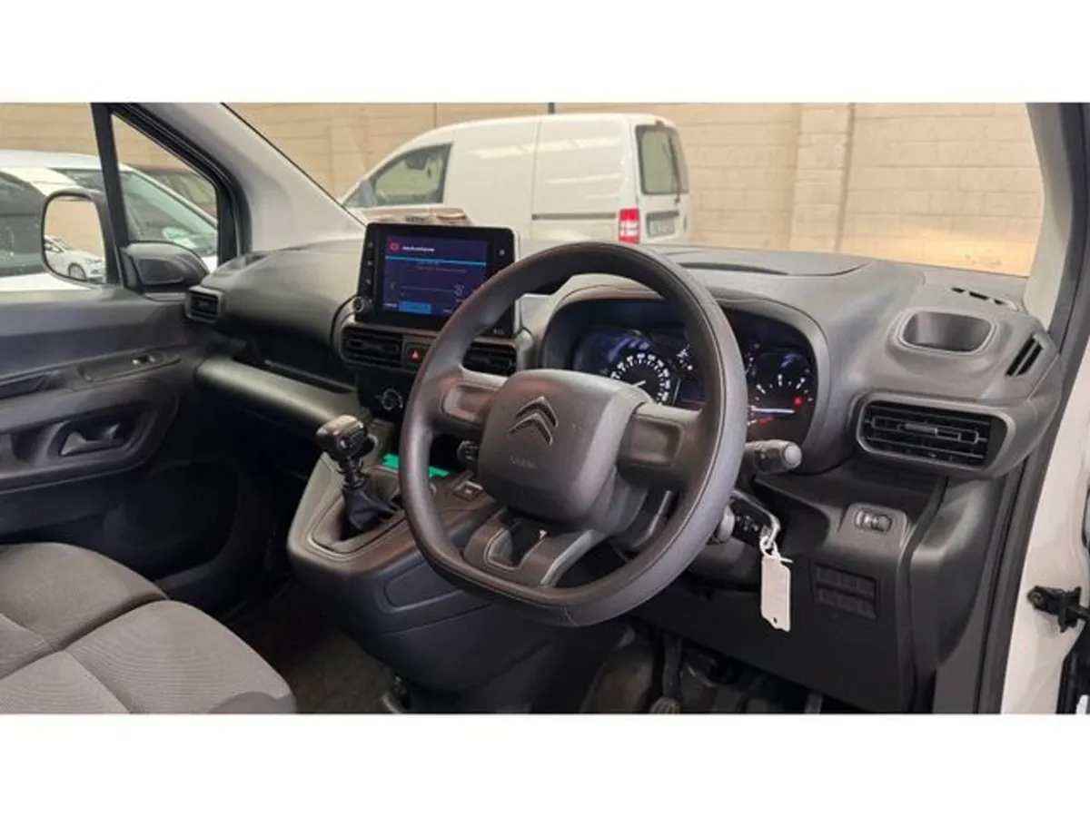 Citroen Berlingo LX Bluehdi 100 MWB 65 650KG  185 - Image 2
