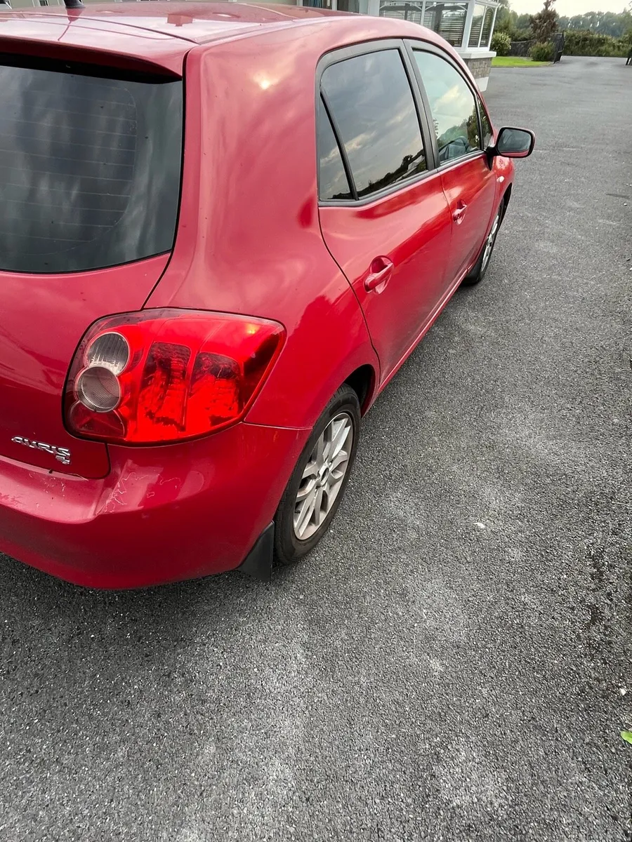 Toyota auris - Image 4