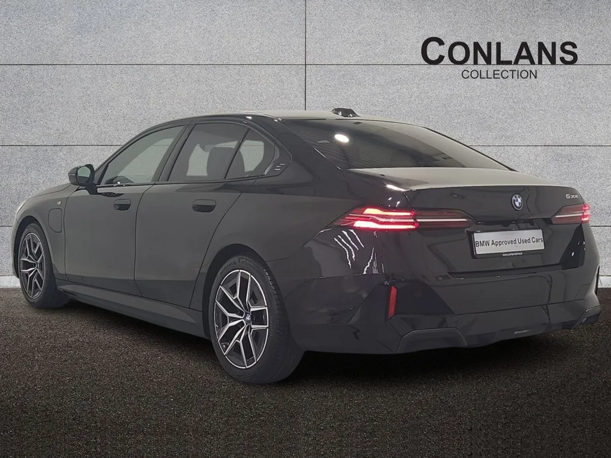 BMW 5 Series 530e M Sport Saloon - Image 2