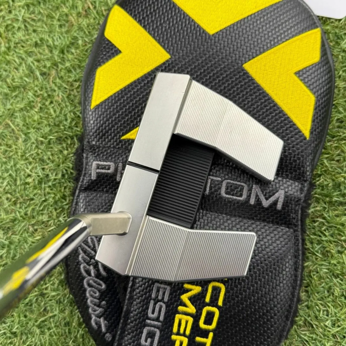SCOTTY CAMERON PHANTOM X 5.5 2022 PUTTER / 35″ - Image 4