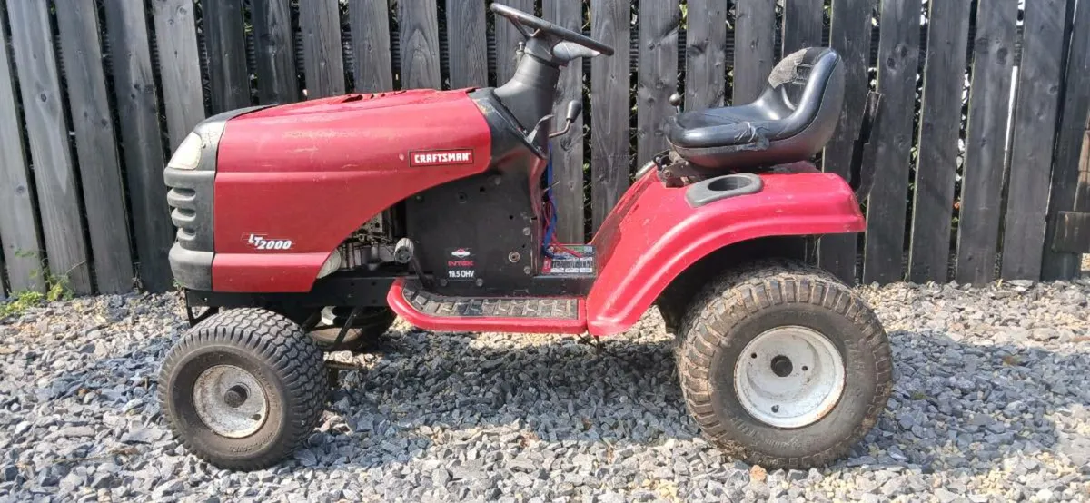 Craftsman LT2000 19.5hp Ride on mower - Image 3